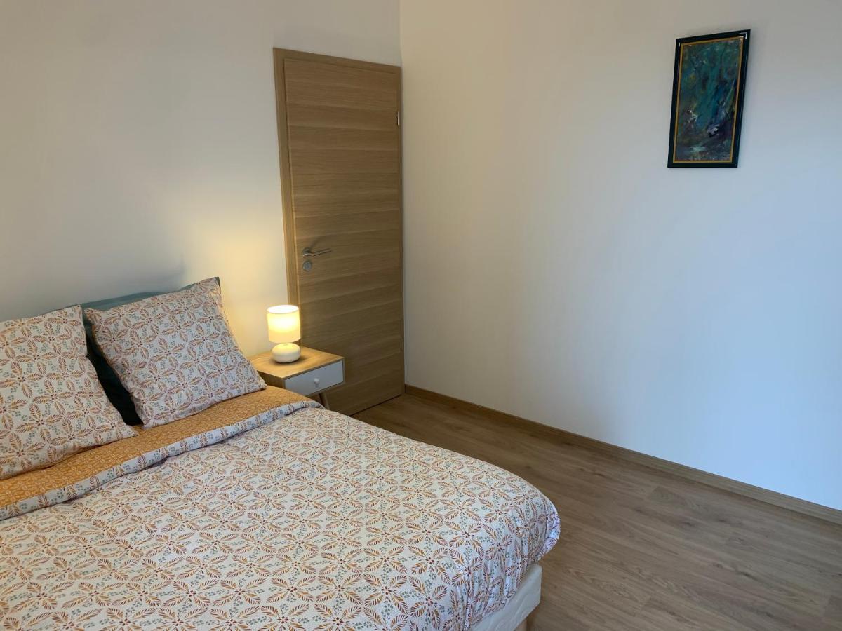 Neuf En Coeur De Station Apartment